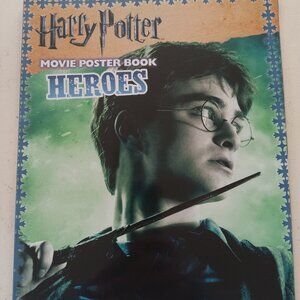 Harry Potter Movie Poster Book Heroes 0545237653, Scholastic, paperback